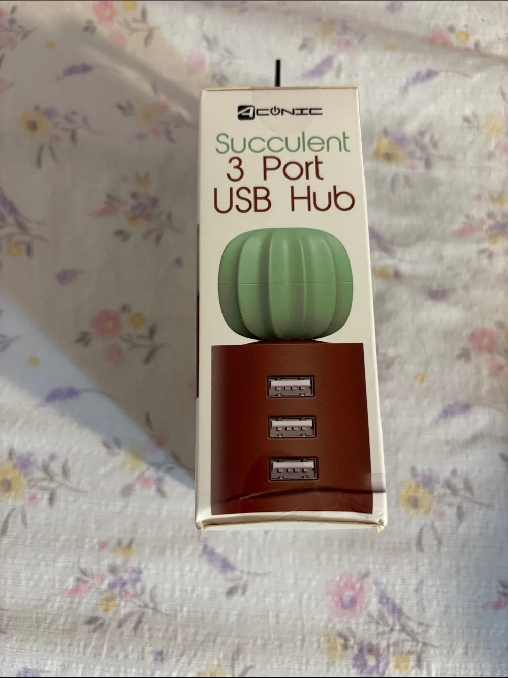 Succulent 3-Port USB Hub - Green & Brown